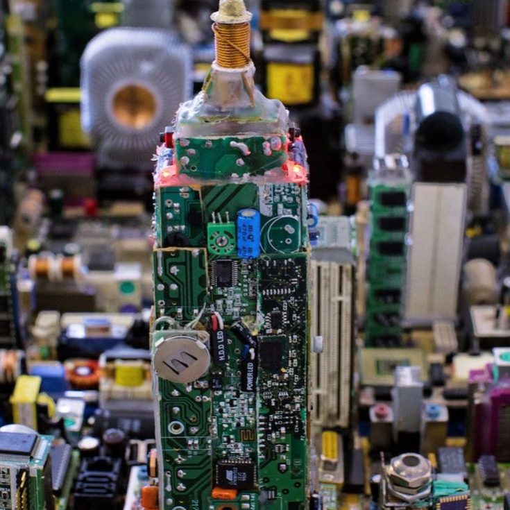 Teen Spends 3 Months Building Scale Model of Manhattan From Recycled Computer Parts